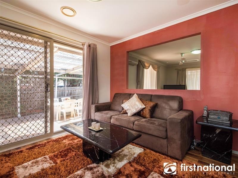 35 James Wyman Place, Hampton Park VIC 3976