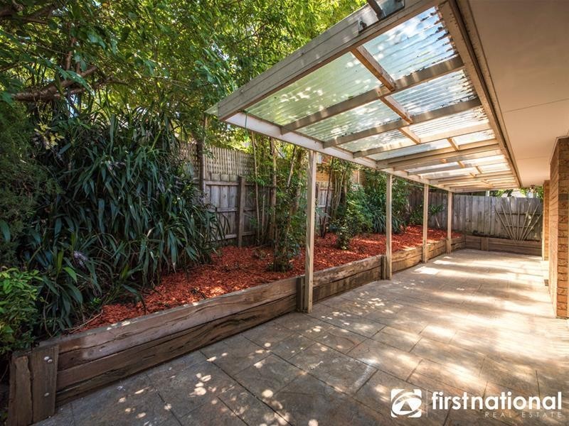 35 James Wyman Place, Hampton Park VIC 3976