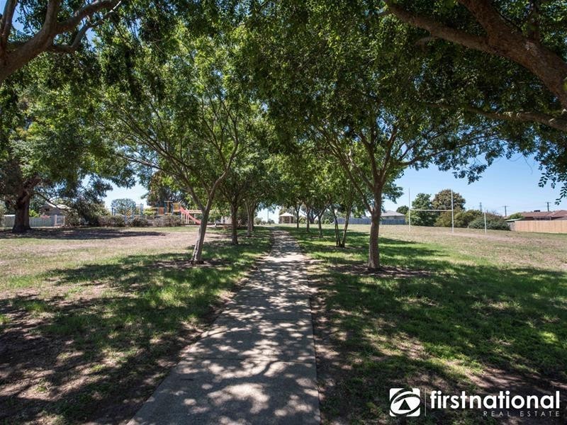 35 James Wyman Place, Hampton Park VIC 3976