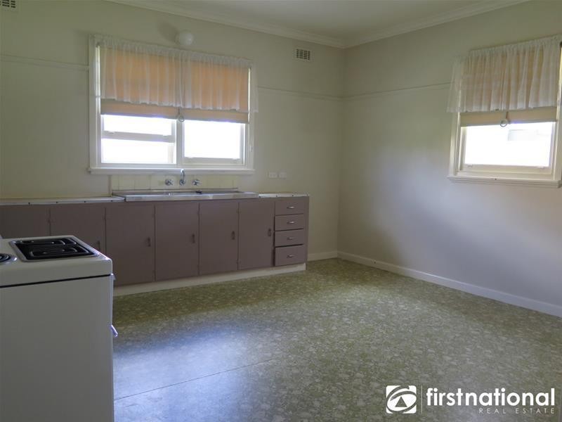 4 Henty Street, Pakenham VIC 3810