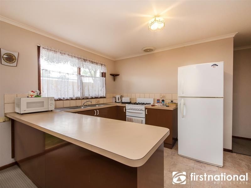 24 Woodlands Crescent, Narre Warren VIC 3805