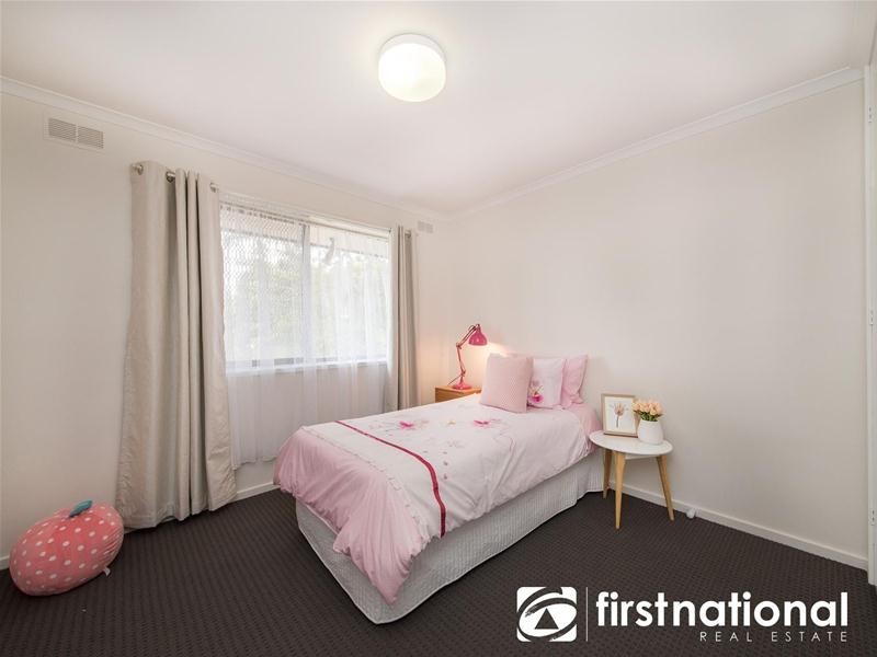 11 Ahern Road, Pakenham VIC 3810