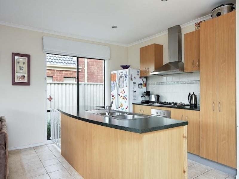 6 LaTrobe Avenue, Pakenham VIC 3810