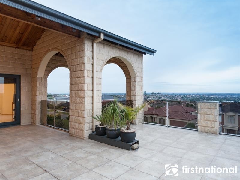 41 Montbrae Circuit, Narre Warren North VIC 3804