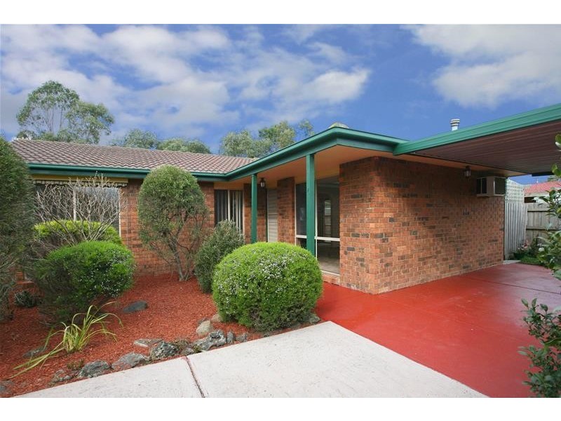 2/8 Aurea Court, Narre Warren VIC 3805