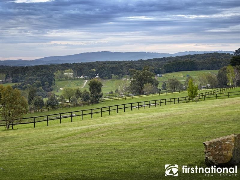 195 Split Rock Road, Beaconsfield Upper VIC 3808