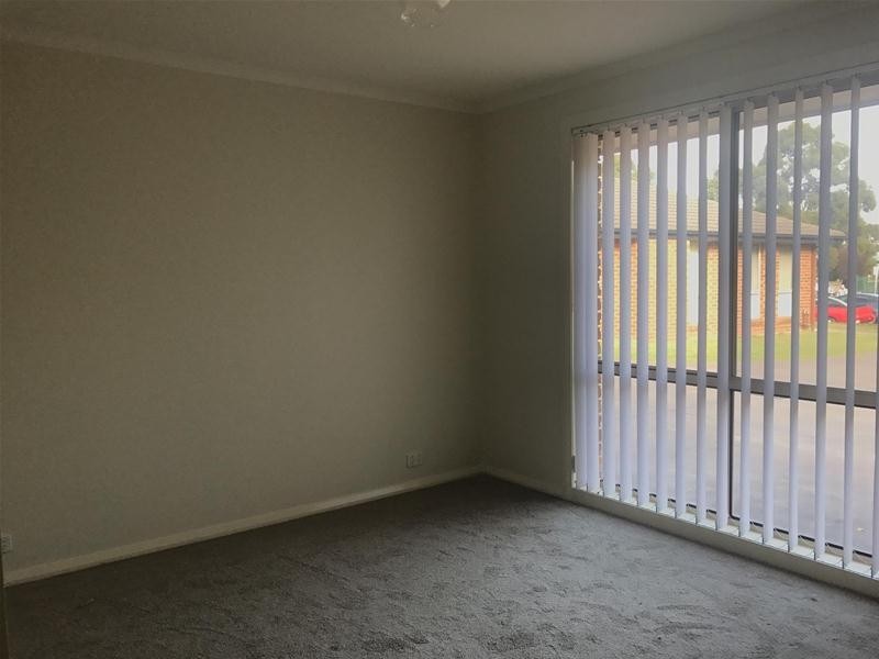 4/45-47 Bemersyde Drive, Berwick VIC 3806