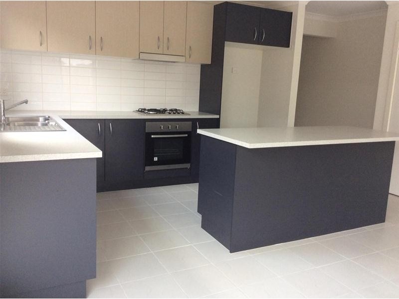 17 Celestine Drive, Officer VIC 3809