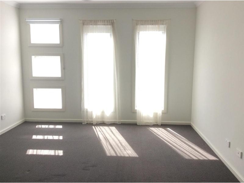 17 Celestine Drive, Officer VIC 3809