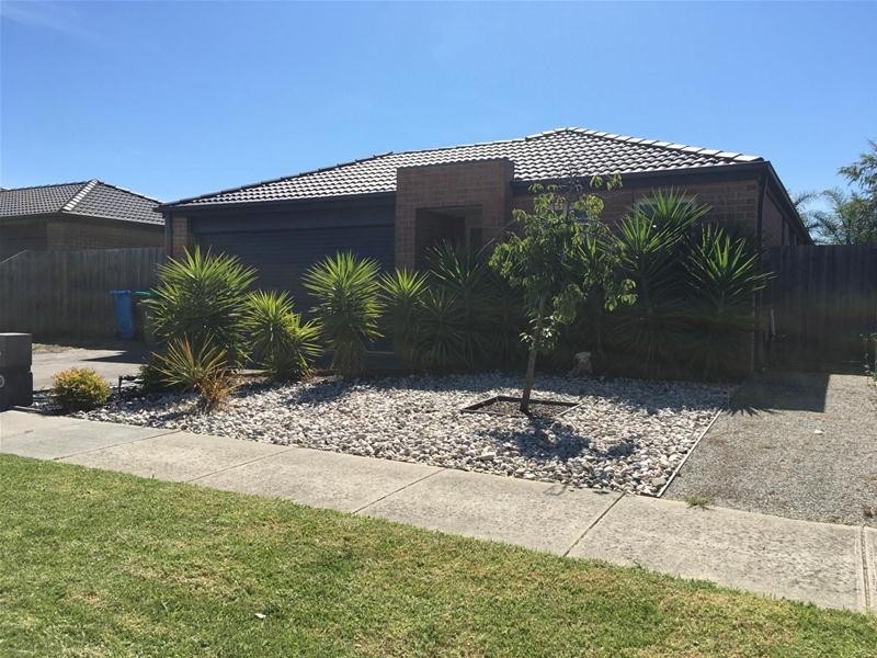 6 Carabott Place, Berwick VIC 3806