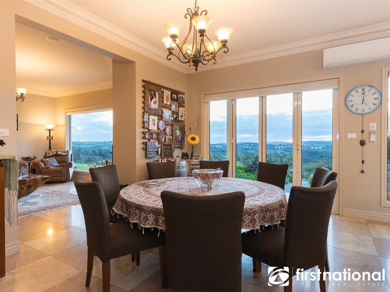 266 Red Hill  Road, Beaconsfield Upper VIC 3808