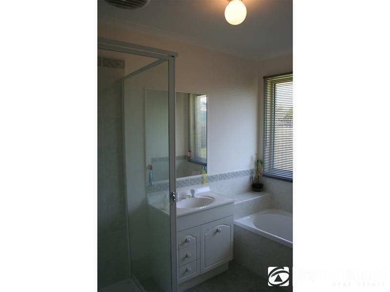 12 Benor Court, Pakenham VIC 3810