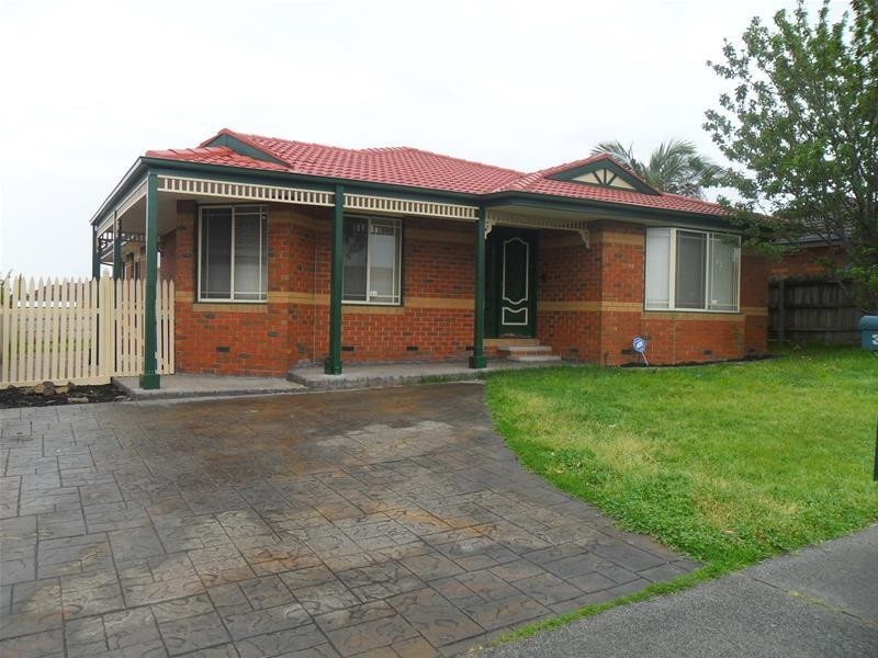 37 Ralph Crescent, Hampton Park VIC 3976