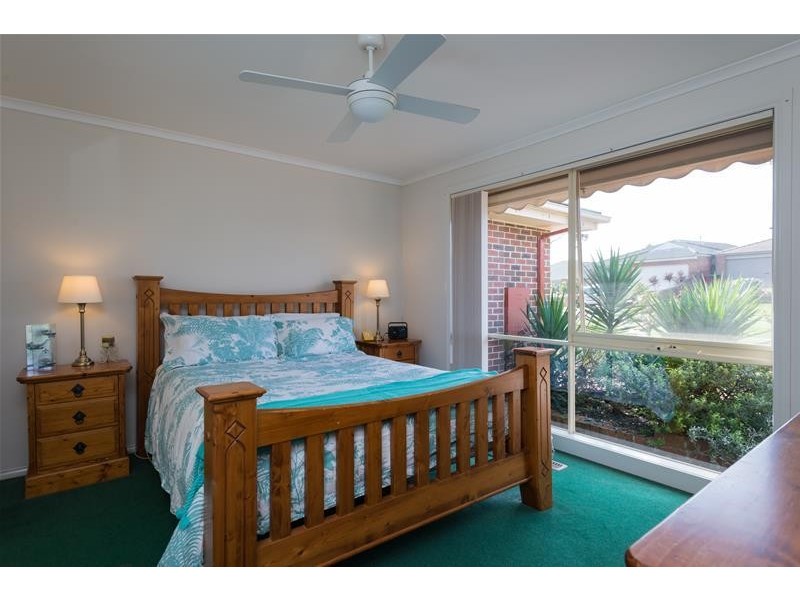 17 Benmara Crest, Narre Warren South VIC 3805