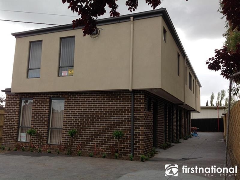 5/8 Nobelius Avenue, Narre Warren VIC 3805