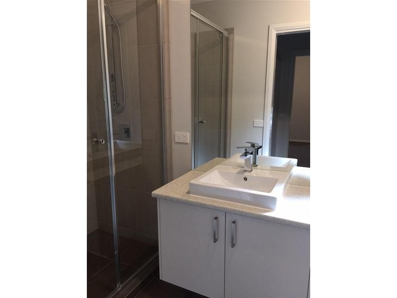 235 (Lot 27) Pink Hill Boulevard, Officer VIC 3809