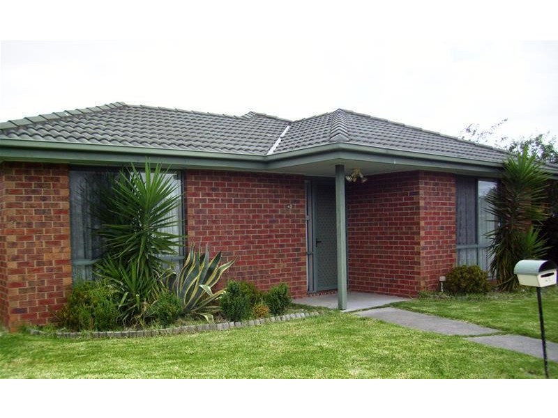 43 Emily Drive, Narre Warren VIC 3805