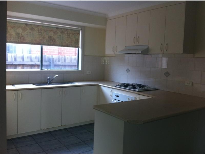 43 Emily Drive, Narre Warren VIC 3805