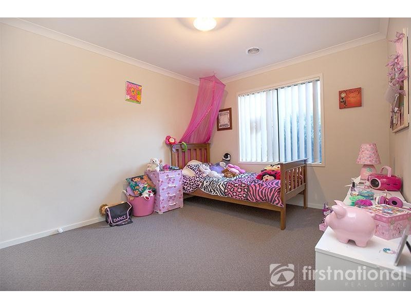 9 Gallery Way, Pakenham VIC 3810
