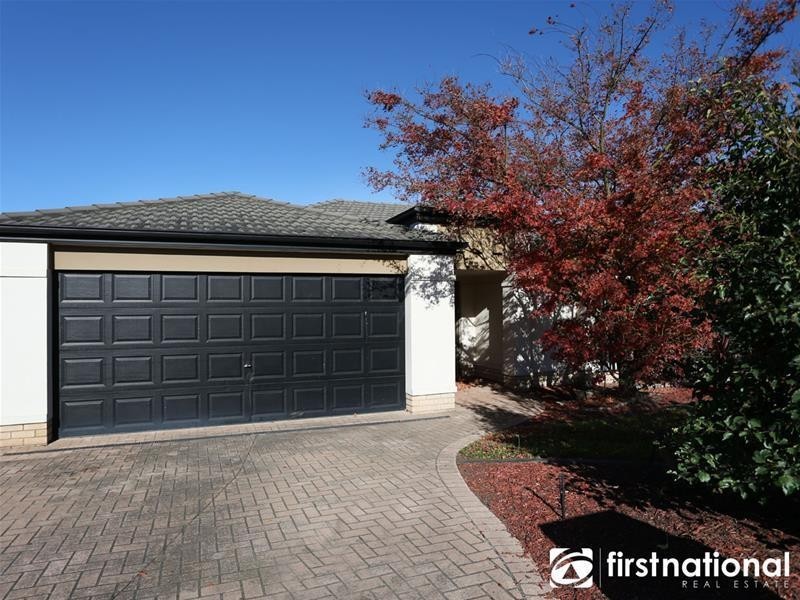 40 Fieldstone Boulevard, Beaconsfield VIC 3807