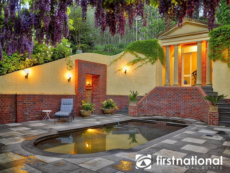 3 Ladd  Square, Emerald VIC 3782