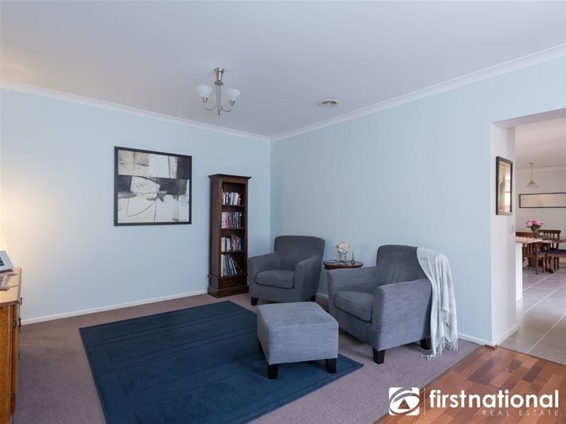 10 Daventry Court, Berwick VIC 3806