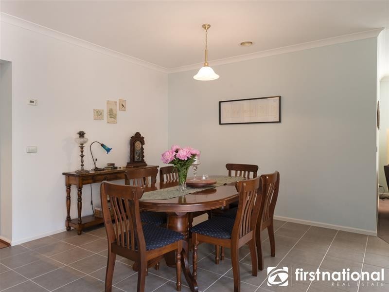10 Daventry Court, Berwick VIC 3806