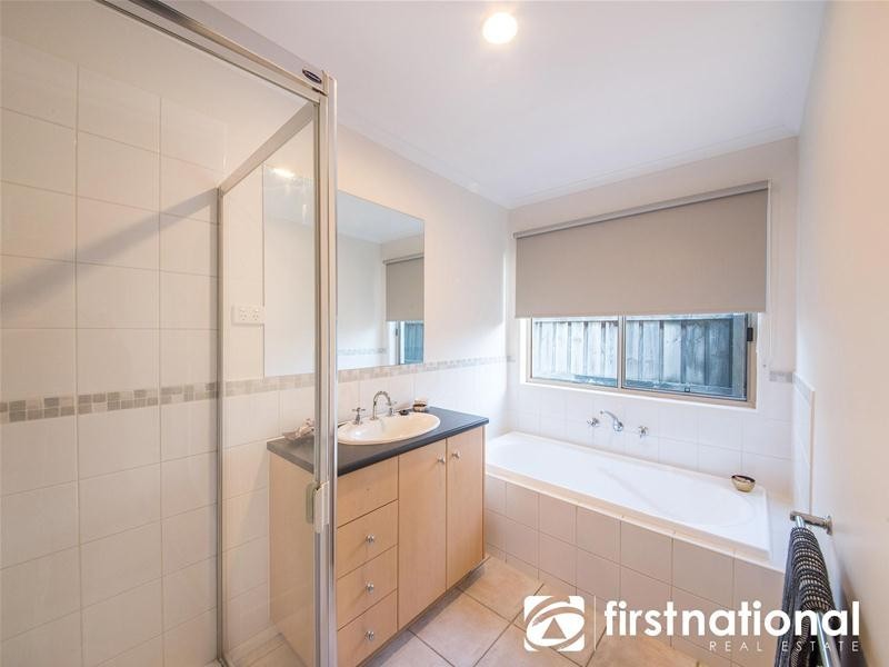 23 Catherine Place, Pakenham VIC 3810