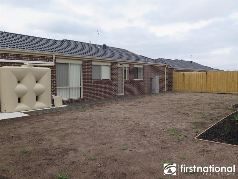 7/3-5 Melissa Way, Pakenham VIC 3810