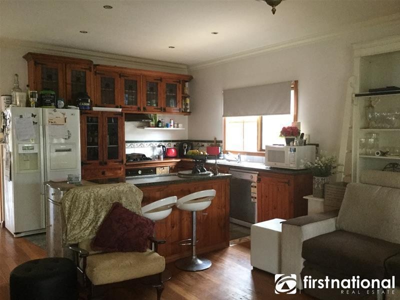 16 Spring Circuit, Pakenham VIC 3810