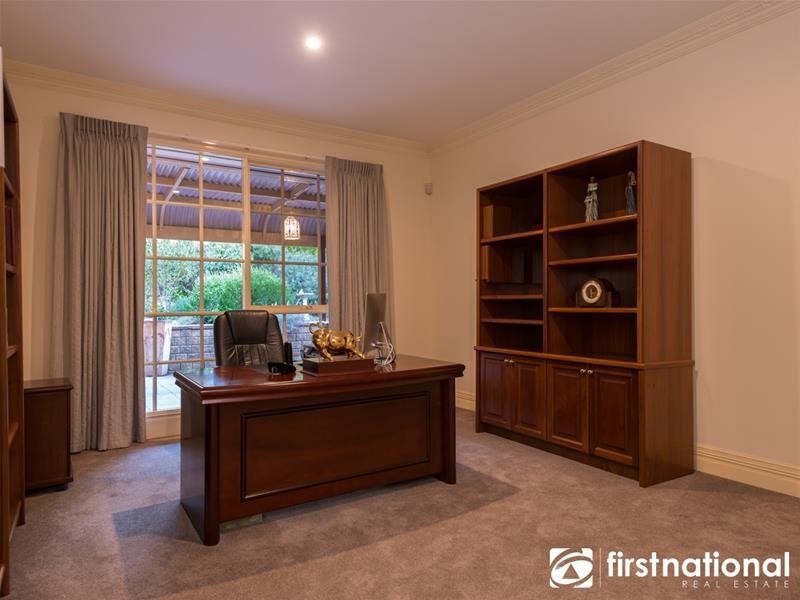 42-43 Caithwill Court, Narre Warren North VIC 3804