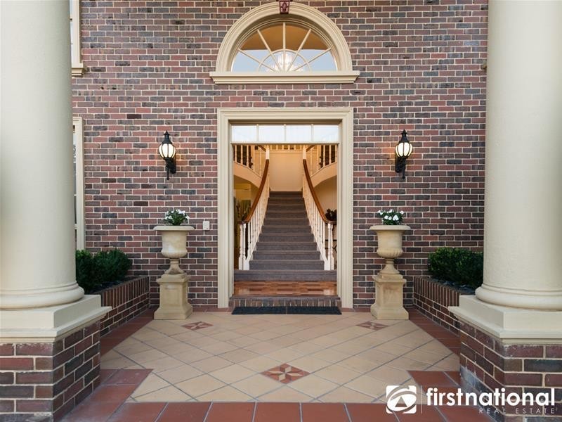 42-43 Caithwill Court, Narre Warren North VIC 3804