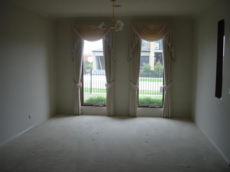 40 Golden Grove Drive, Narre Warren VIC 3805