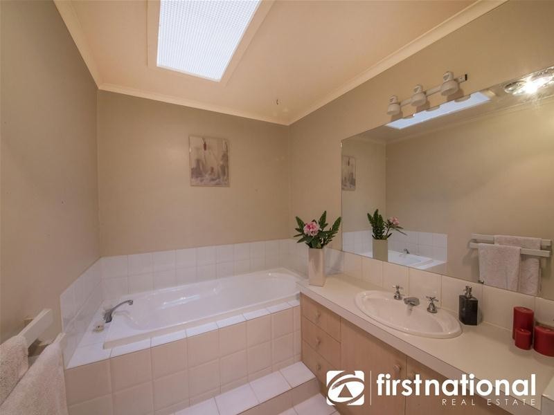 30 Christine Avenue, Berwick VIC 3806