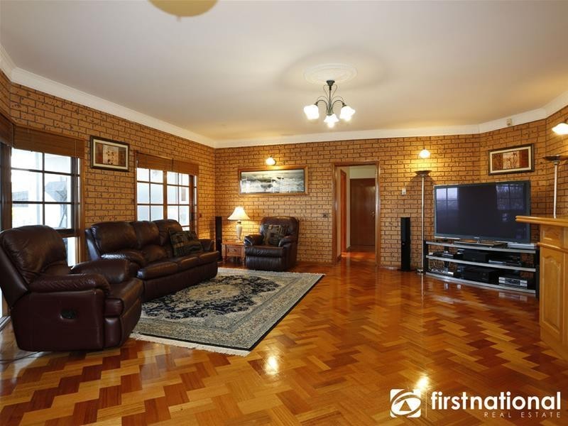 49-51 Fontaine Terrace, Narre Warren North VIC 3804