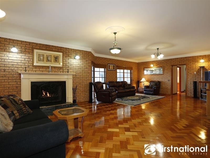 49-51 Fontaine Terrace, Narre Warren North VIC 3804