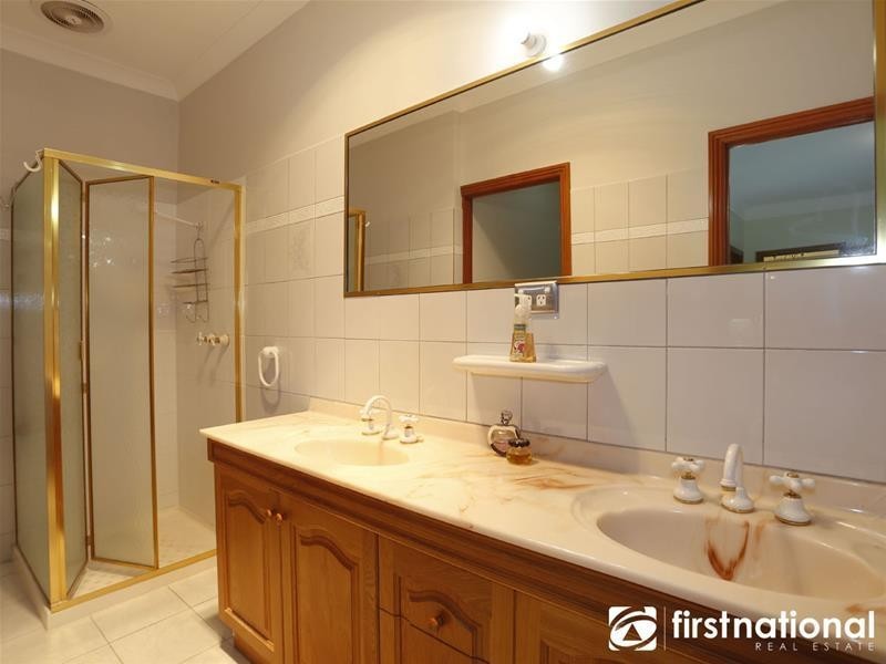 49-51 Fontaine Terrace, Narre Warren North VIC 3804