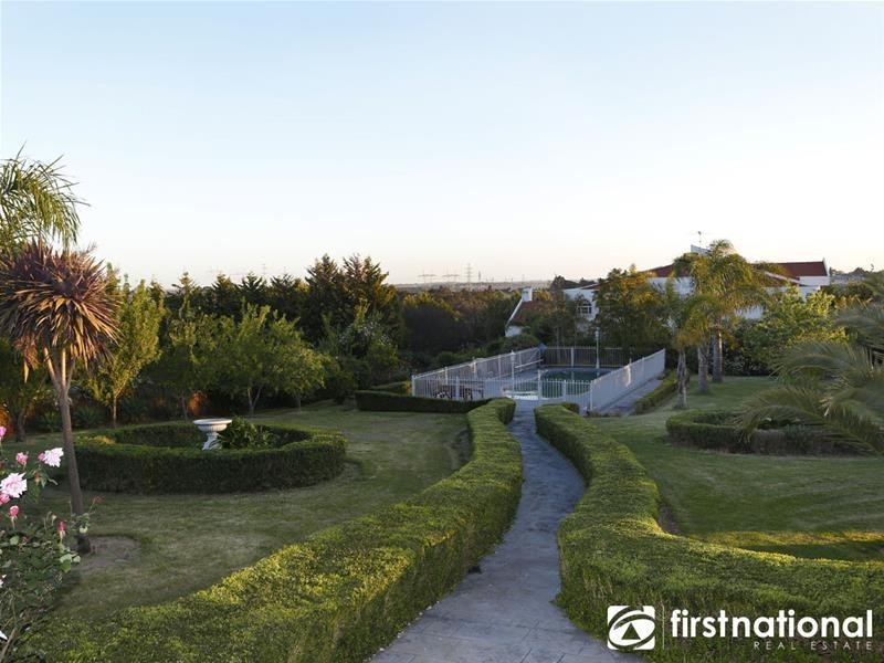 49-51 Fontaine Terrace, Narre Warren North VIC 3804