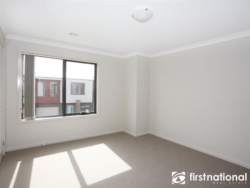 15/180 Henry Road, Pakenham VIC 3810