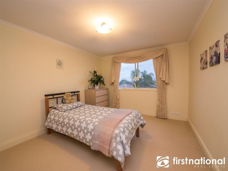 3 Pimento Close, Narre Warren South VIC 3805