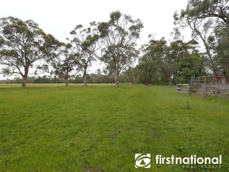 295 Bessie Creek Road, Nar Nar Goon North VIC 3812