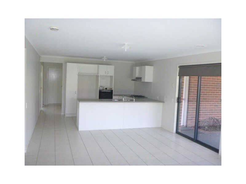 76 Harrington Drive, Narre Warren South VIC 3805