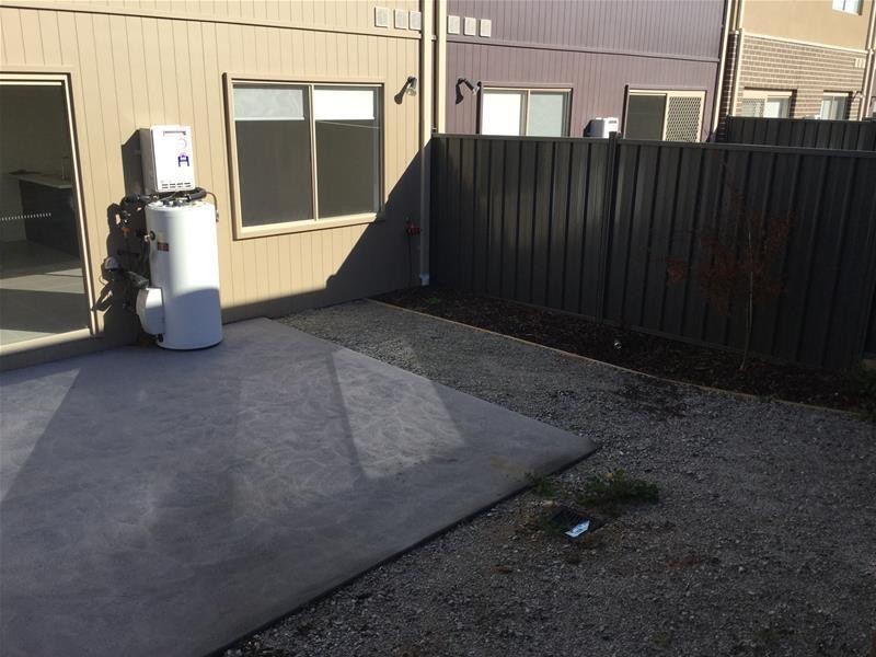 69 Atlantic Drive, Pakenham VIC 3810