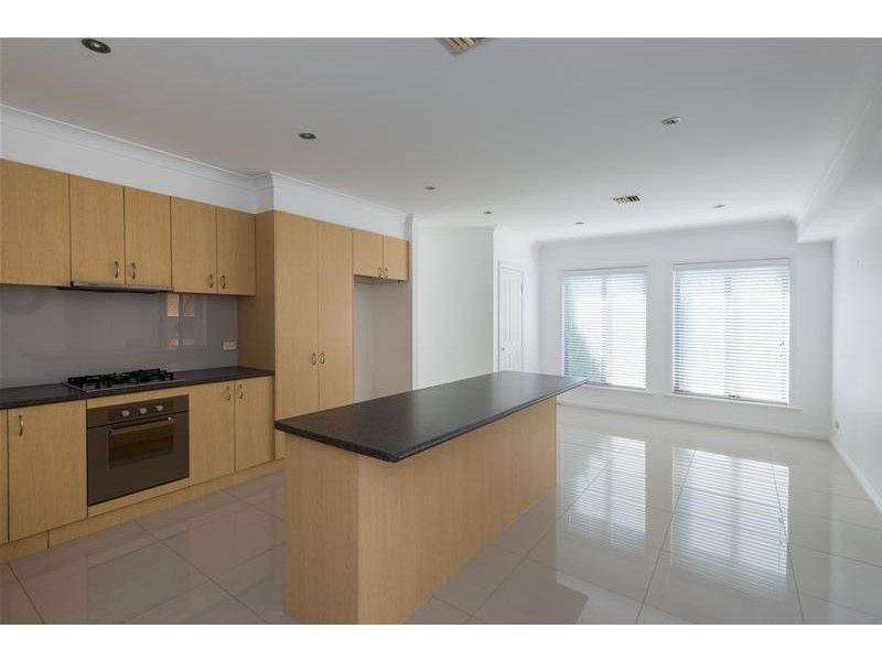 1 Cropton Place, Narre Warren South VIC 3805