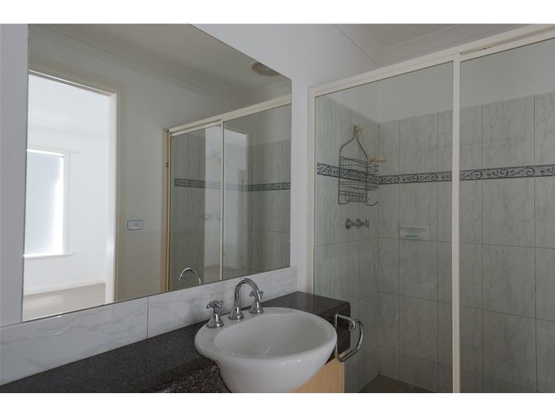 1 Cropton Place, Narre Warren South VIC 3805