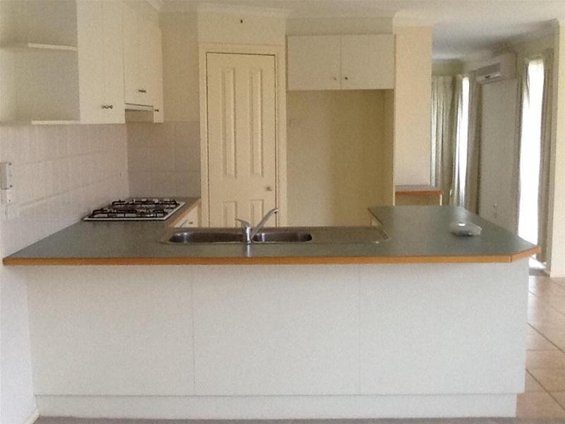 5 Aberdeen Heights, Pakenham VIC 3810