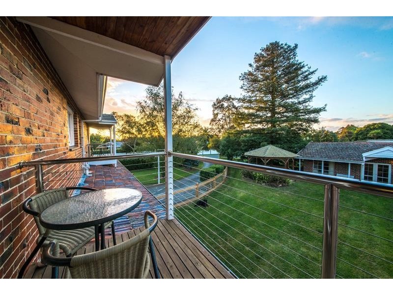 6 Fox Road, Narre Warren North VIC 3804