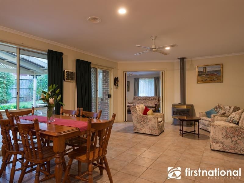 6 Lakeview  Terrace, Beaconsfield VIC 3807