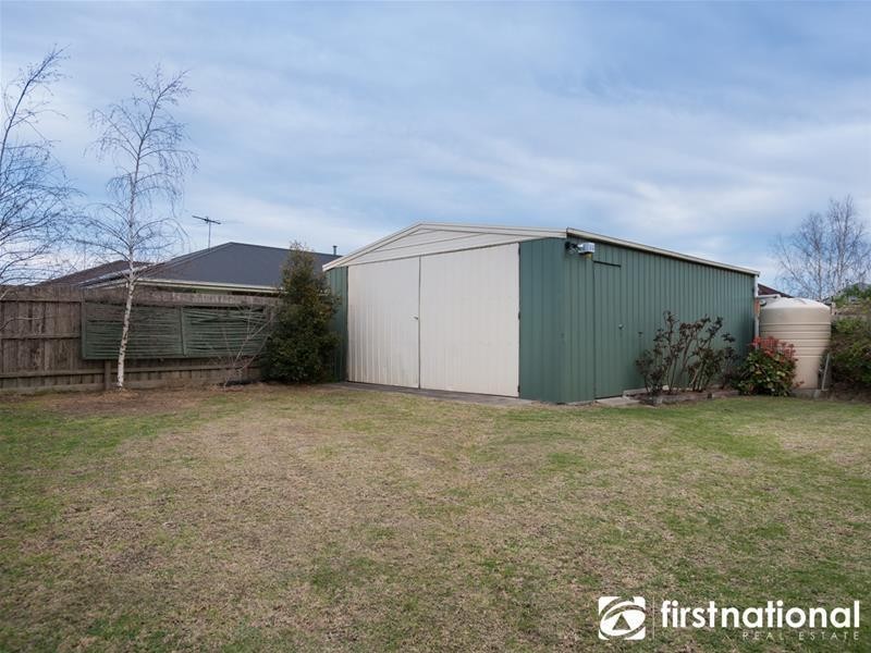 6 Lakeview  Terrace, Beaconsfield VIC 3807