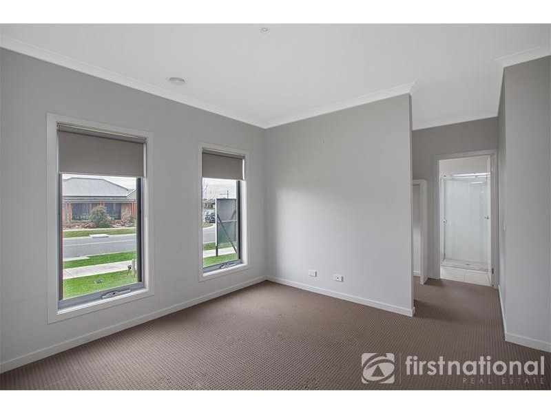 13 Still Water Way, Officer VIC 3809